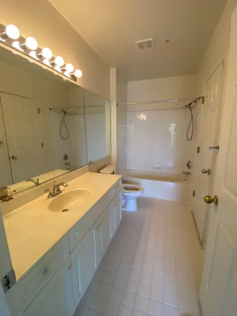 $2,950 | 7000 Falls Reach Drive, Unit 309, Falls Church, VA 22043