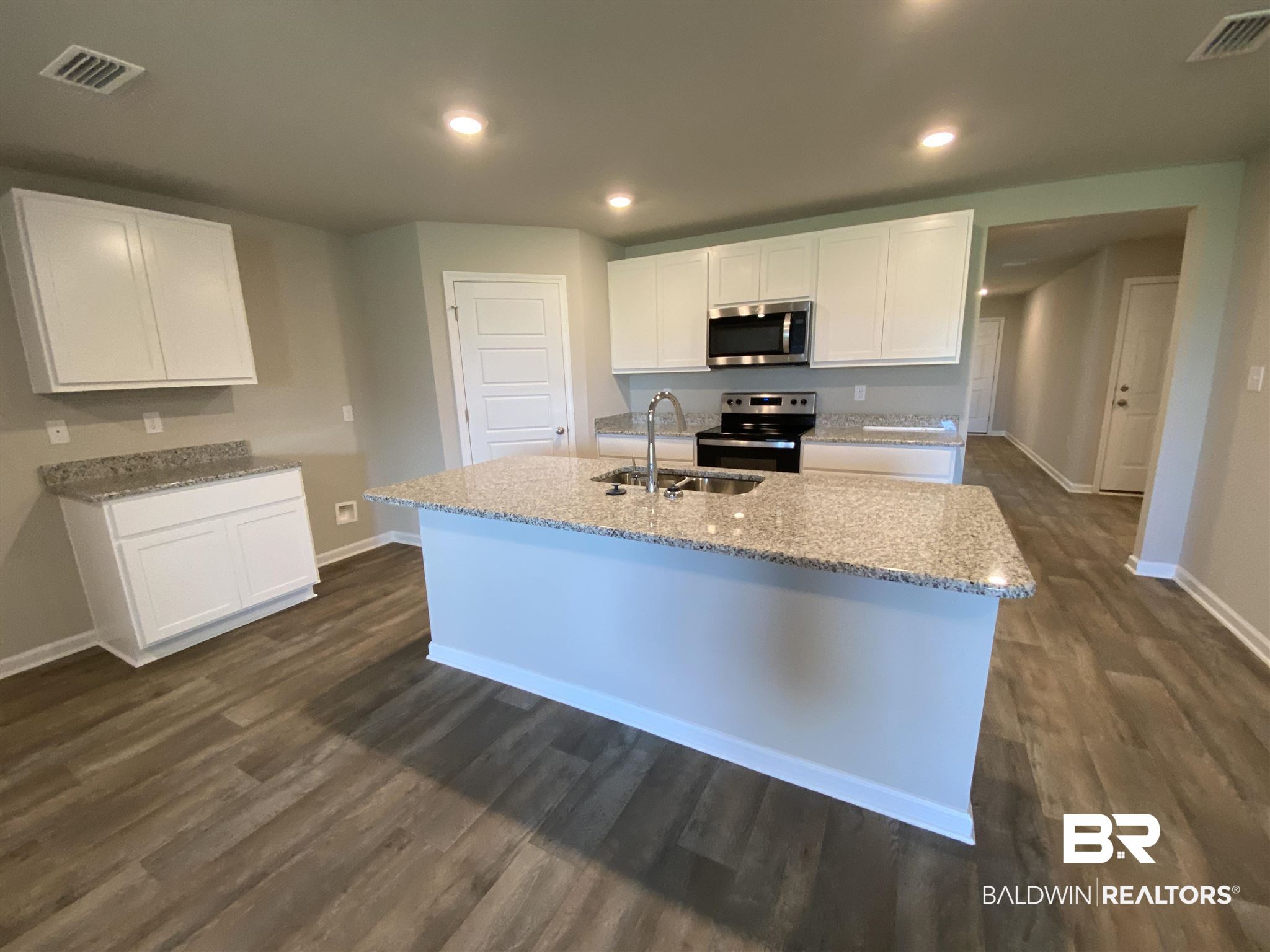 8018 Irwin Loop Daphne, AL 36526 - Photo 11 of 22