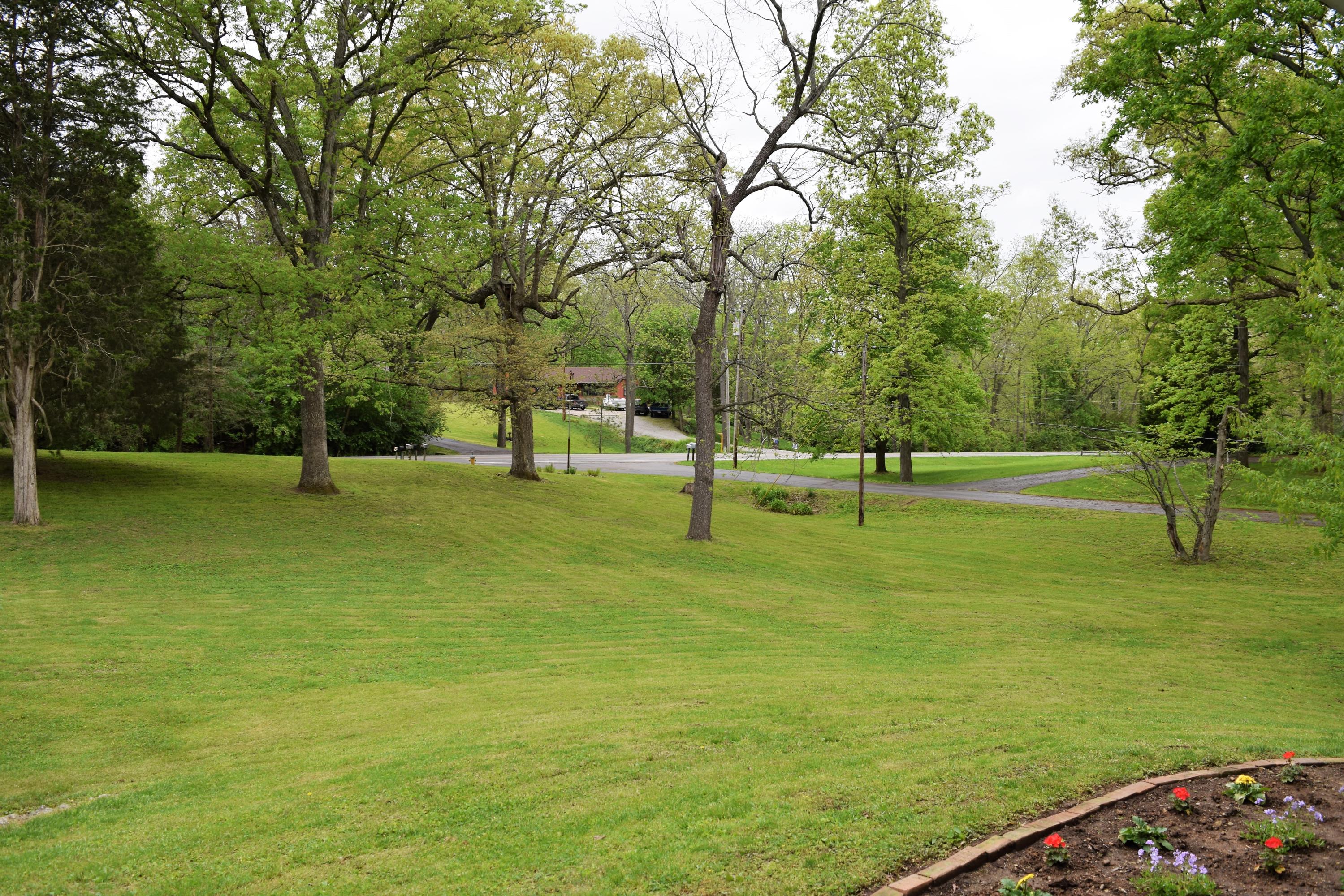 1212 Old Springfield Xenia, OH 45385 - Photo 3 of 44