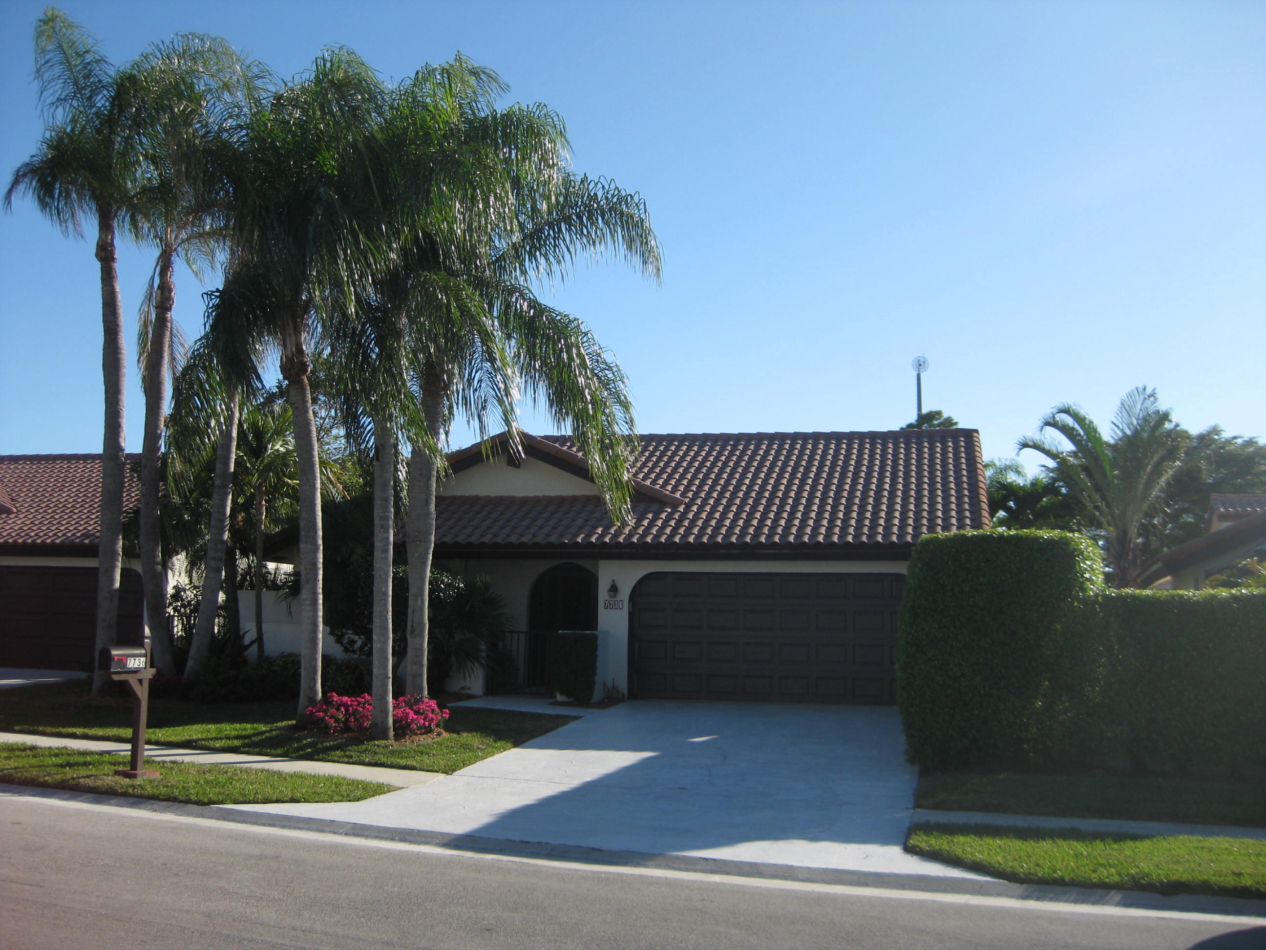 7736 Solimar Circle Boca Raton, FL 33433 - Photo 1 of 14 Exterior