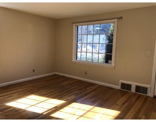 63 Lumae Street Springfield, MA 01119 - Photo 11 of 29 Gallery Image 11