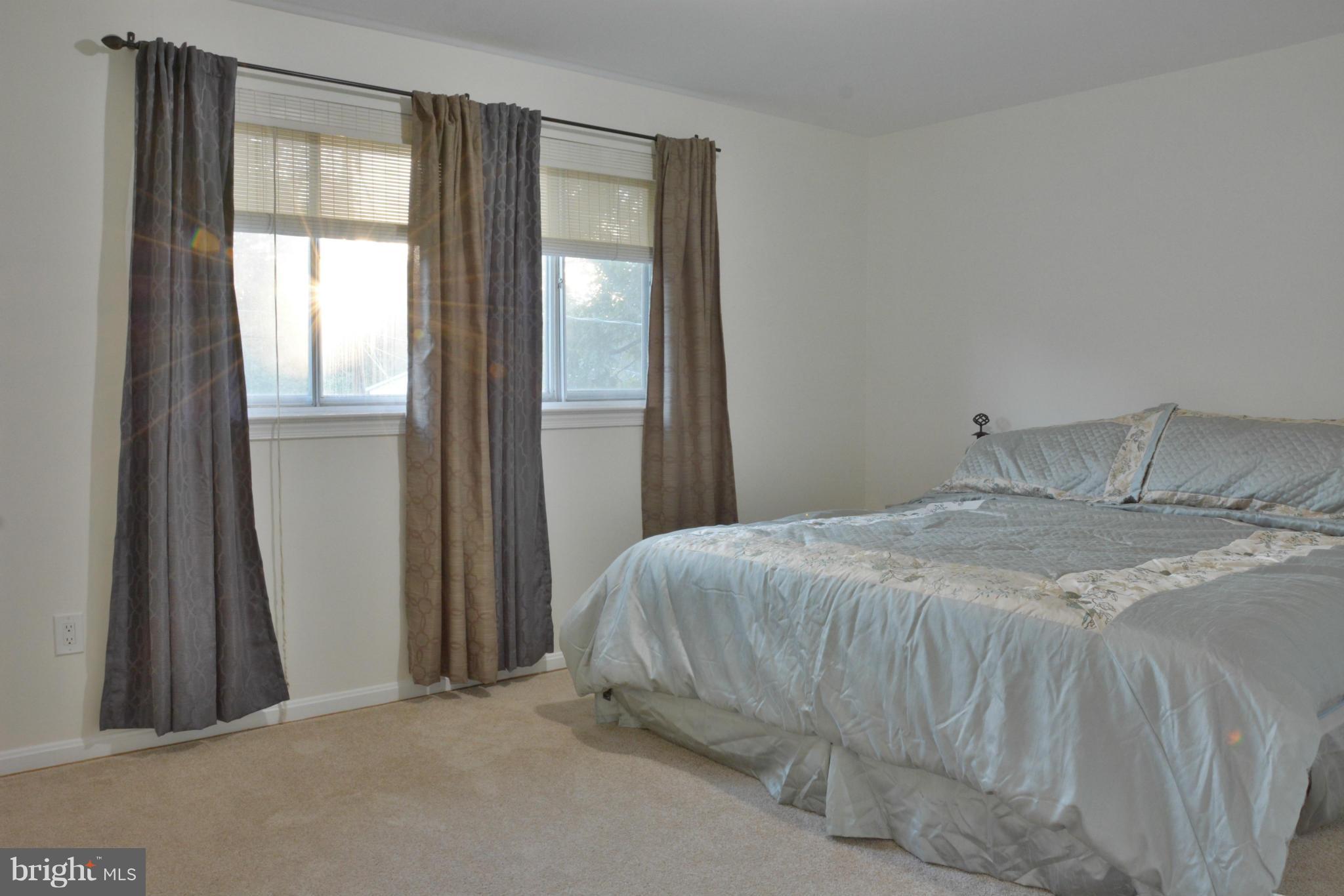 6817 Ontario Street Springfield, VA 22152 - Photo 21 of 30 Bedroom (Master)