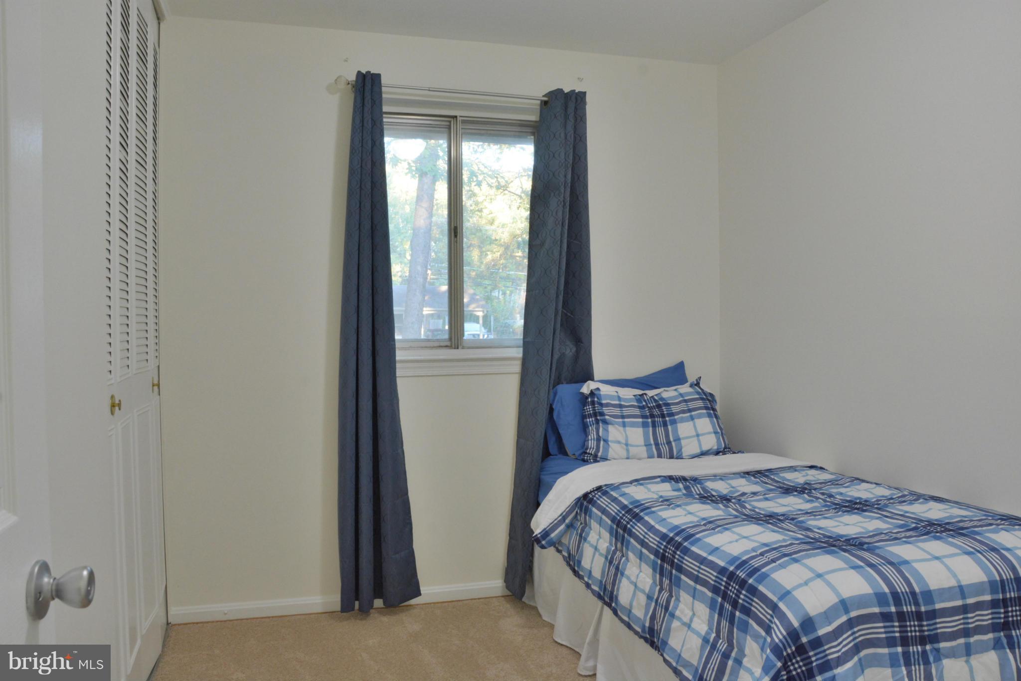 6817 Ontario Street Springfield, VA 22152 - Photo 25 of 30 Bedroom
