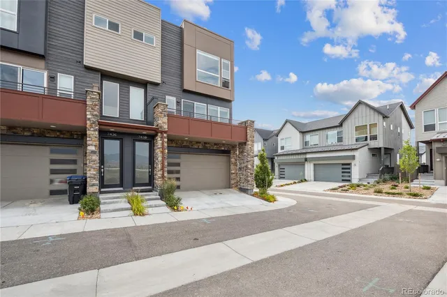 $2,650 | 743 Kubat Lane, Unit D, Longmont, CO 80503