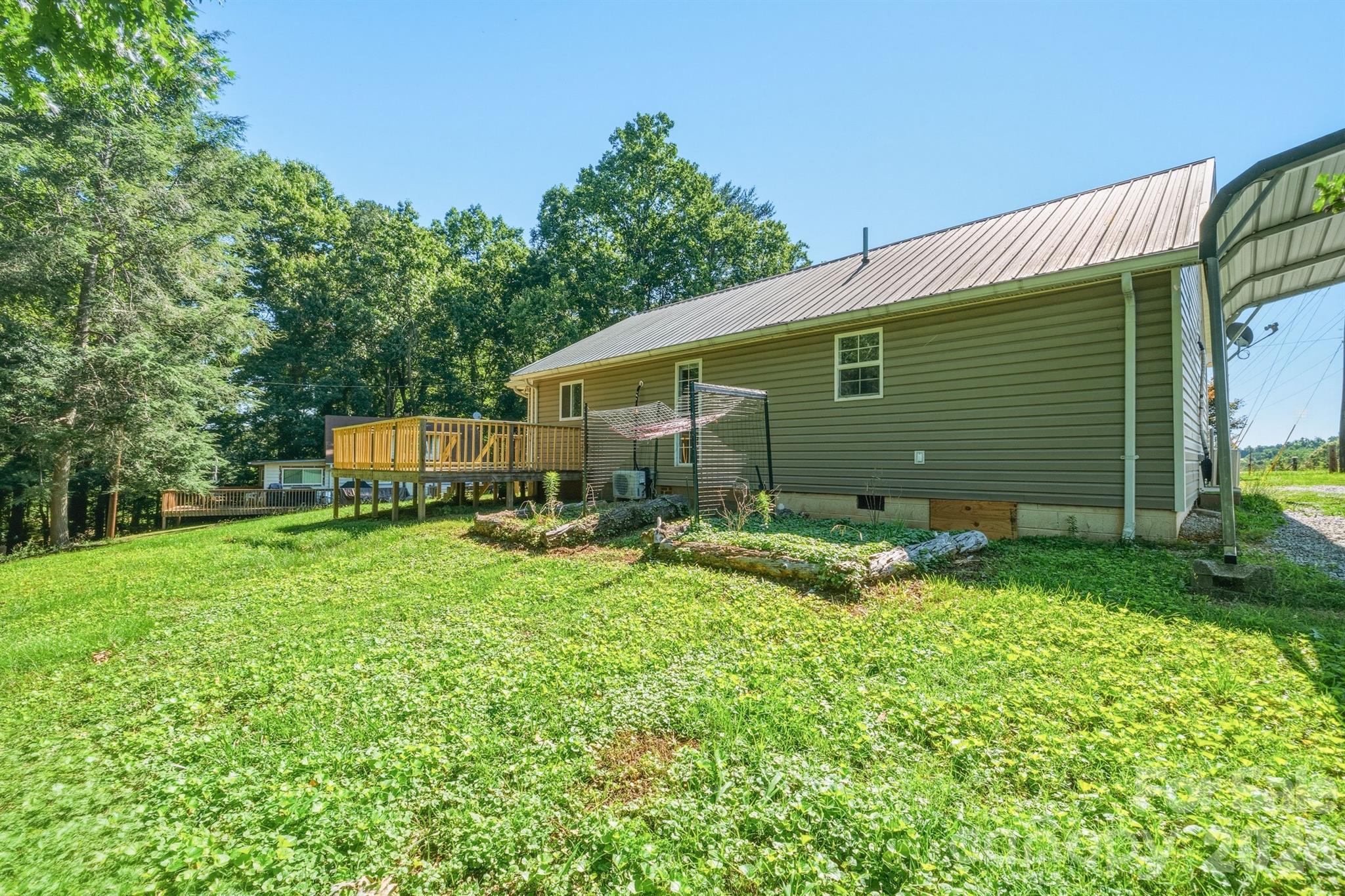 547 Pea Ridge Street Morganton, NC 28655 - Photo 8 of 36