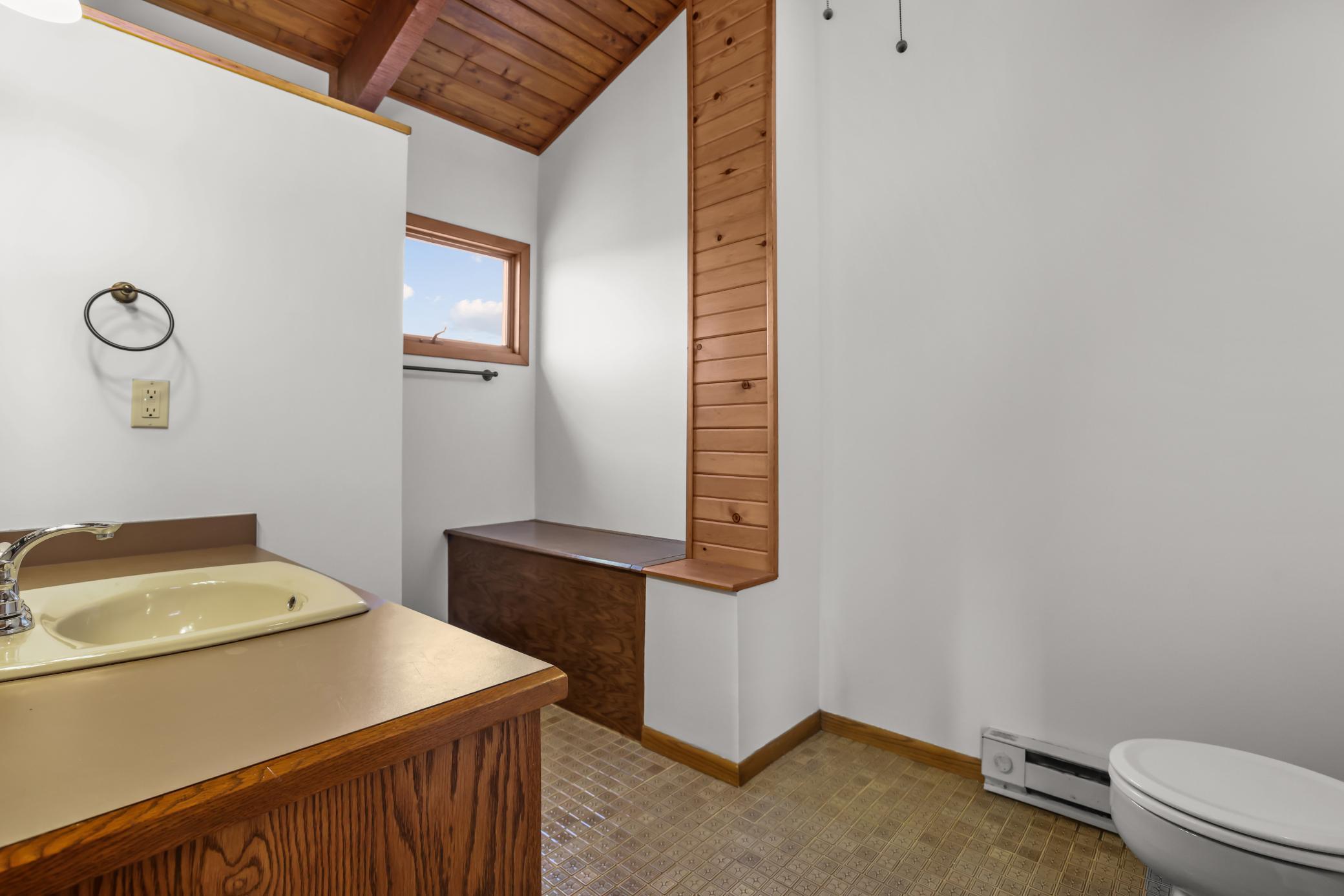5492 Altura Road Northeast Fridley, MN 55421 - Photo 25 of 50 Gallery Image 25