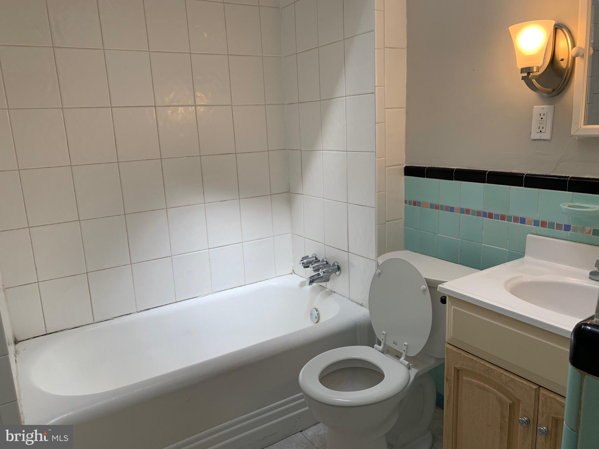 1809 Ashley Road Philadelphia, PA 19126 - Photo 12 of 15 Gallery Image 12
