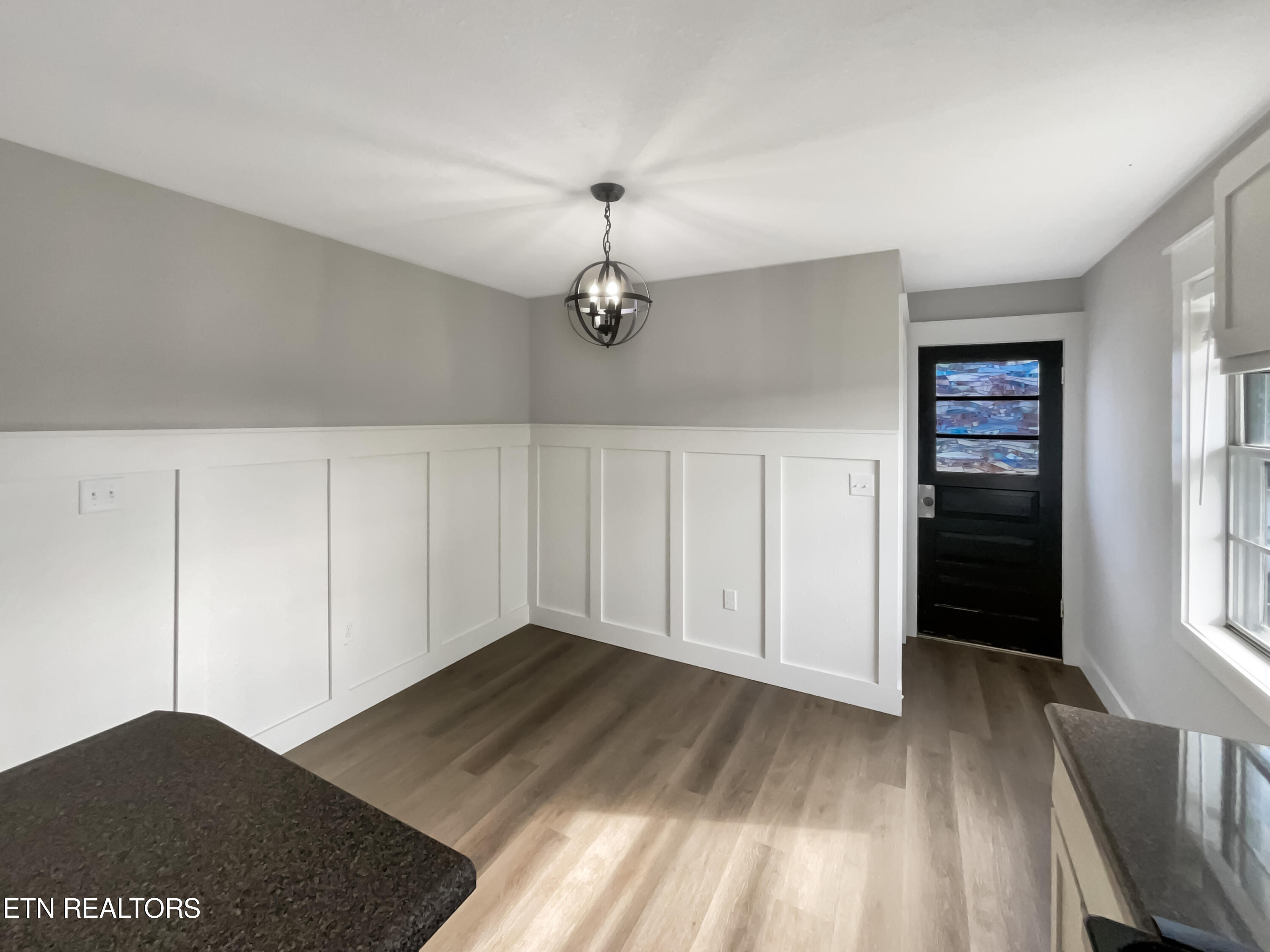 615 Slover Street Clinton, TN 37716 - Photo 9 of 25 listing_8