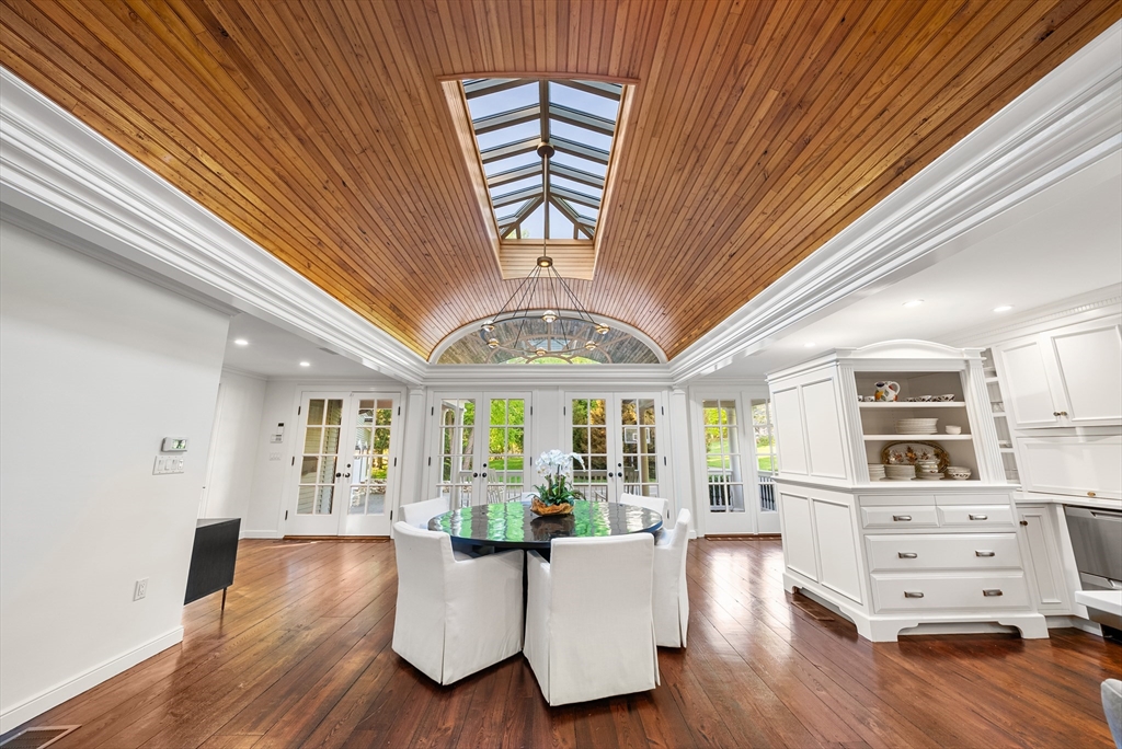 24 Phillips Street Andover, MA 01810 - Photo 15 of 42