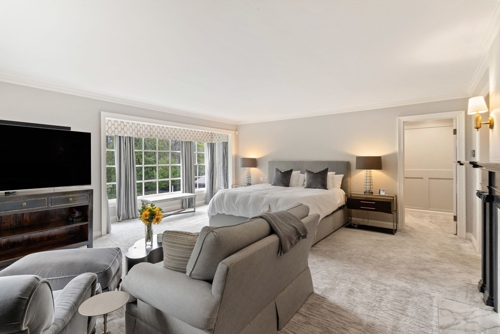 24 Phillips Street Andover, MA 01810 - Photo 21 of 42