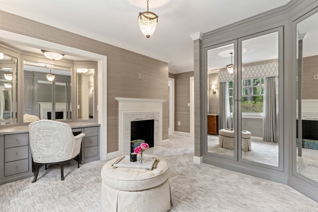 24 Phillips Street Andover, MA 01810 - Photo 23 of 42