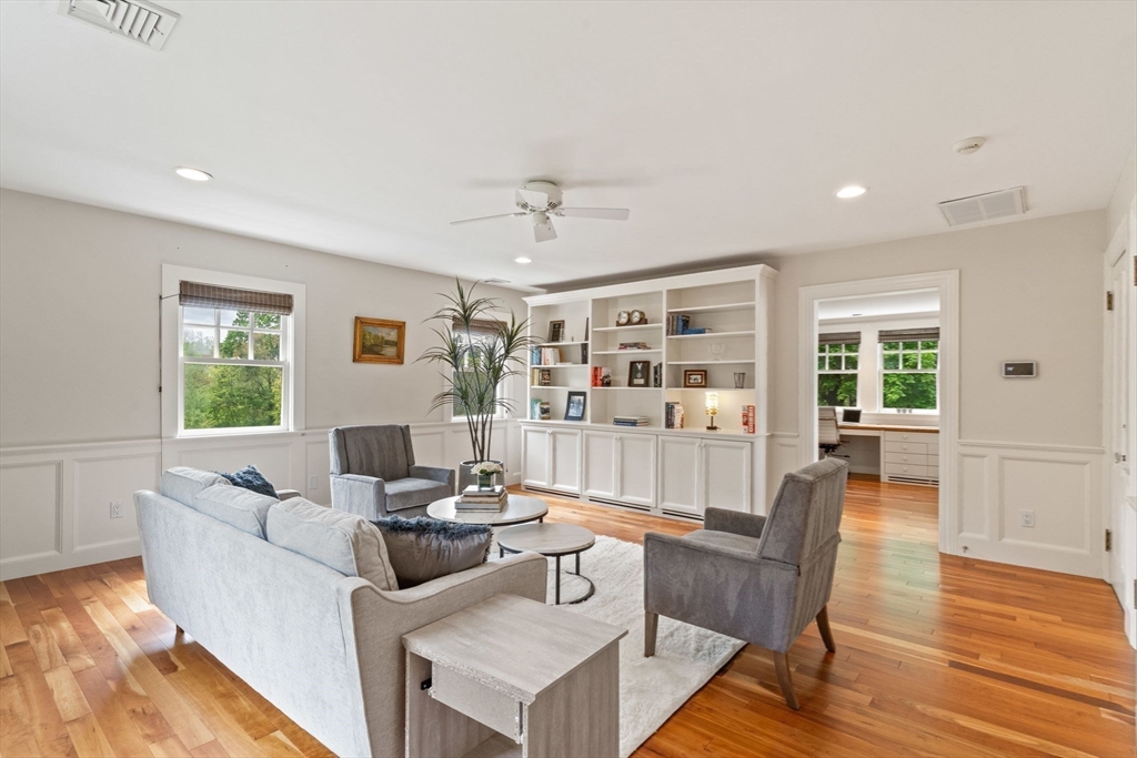 24 Phillips Street Andover, MA 01810 - Photo 30 of 42