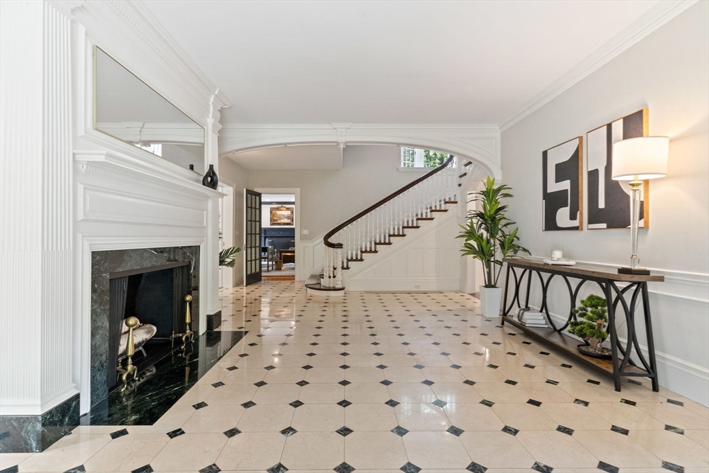 24 Phillips Street Andover, MA 01810 - Photo 6 of 42