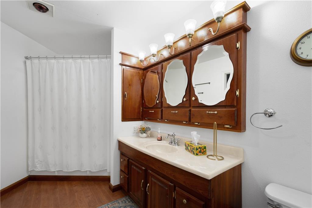 186 Gretna Road Washington, PA 15301 - Photo 16 of 48 a bathroom with a sink vanity mirror and tub