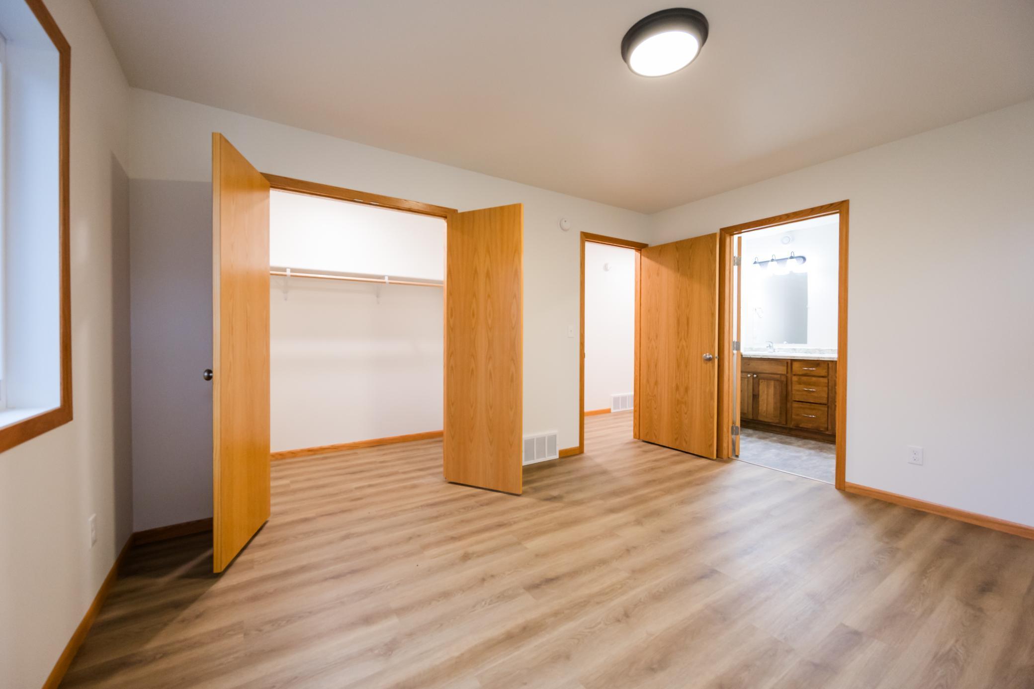 524 3rd Street Southeast Mahnomen, MN 56557 - Photo 4 of 12