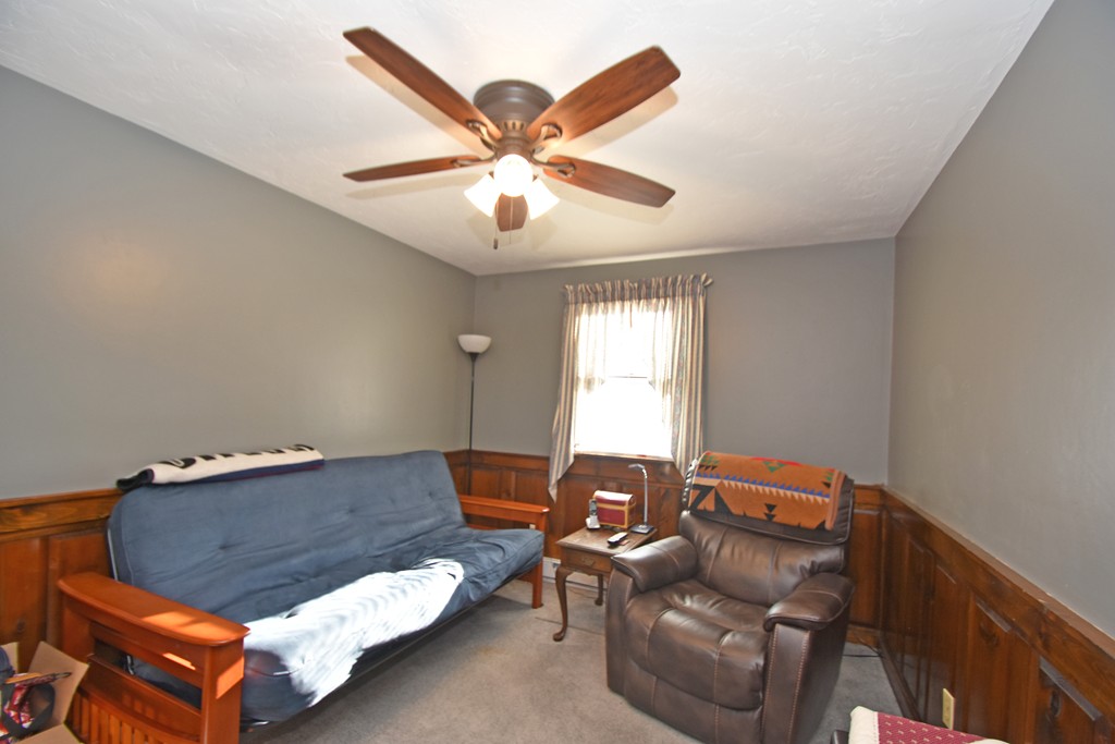 46 Davis Road, Unit B Millbury, MA 01527 - Photo 13 of 18 a living room with furniture