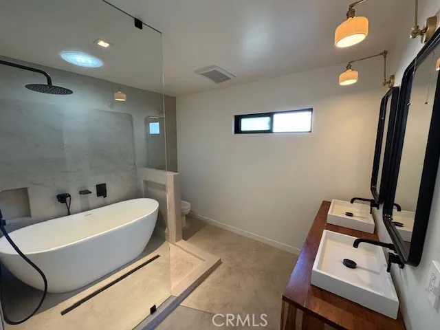 $1,424,000 | 335 Flint Avenue, Long Beach, CA 90814