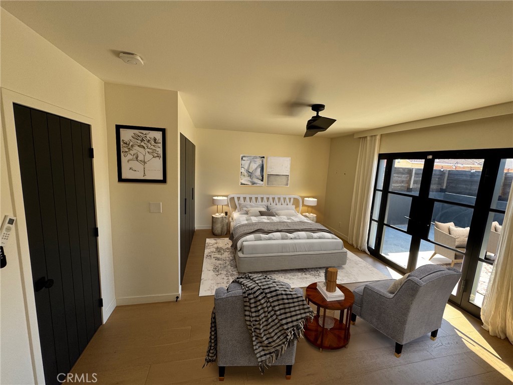 335 Flint Avenue Long Beach, CA 90814 - Photo 34 of 46 a living room with furniture and a window