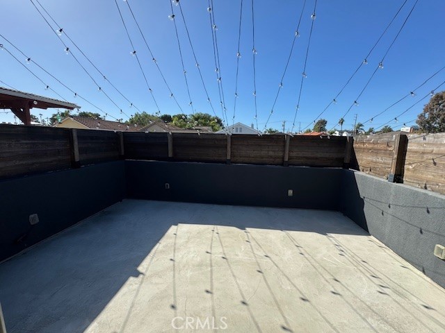 335 Flint Avenue Long Beach, CA 90814 - Photo 37 of 46 a view of kitchen