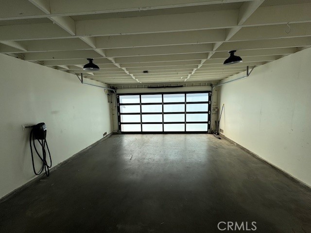 335 Flint Avenue Long Beach, CA 90814 - Photo 44 of 46 a view of empty room with windows