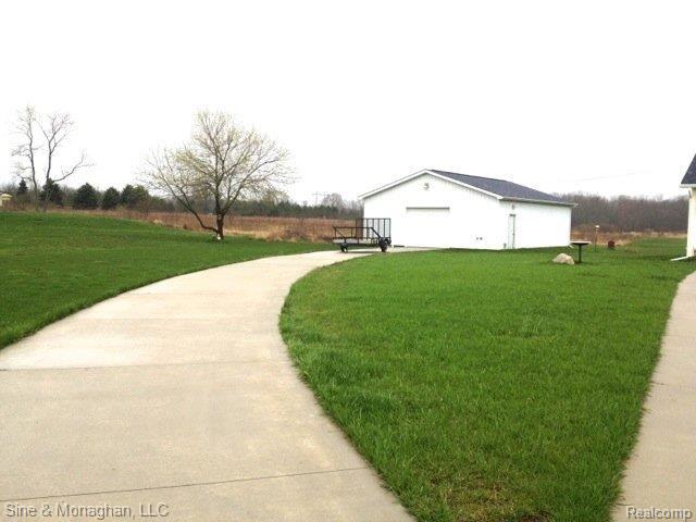 1132 South Allen Road St. Clair, MI 48079 - Photo 2 of 24 IMG_1078.jpeg