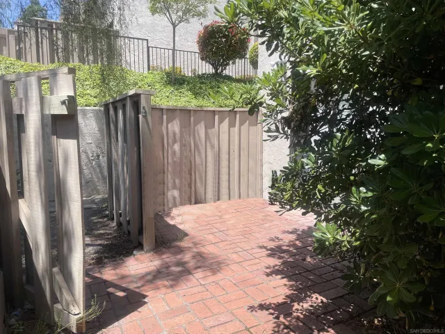 $745,000 | 6815 Caminito Mundo, Unit 23, San Diego, CA 92119