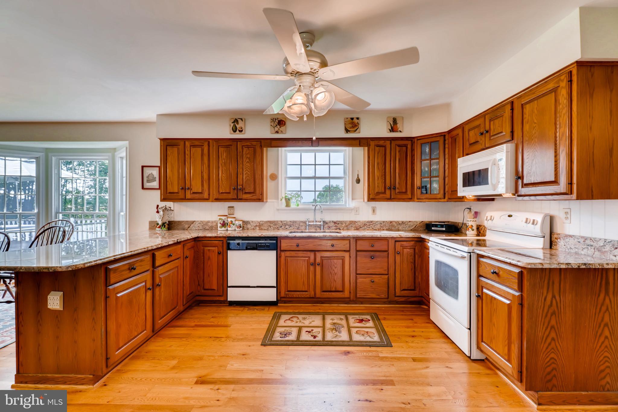 16714 Ridge Road Upperco, MD 21155 - Photo 8 of 32 Kitchen
