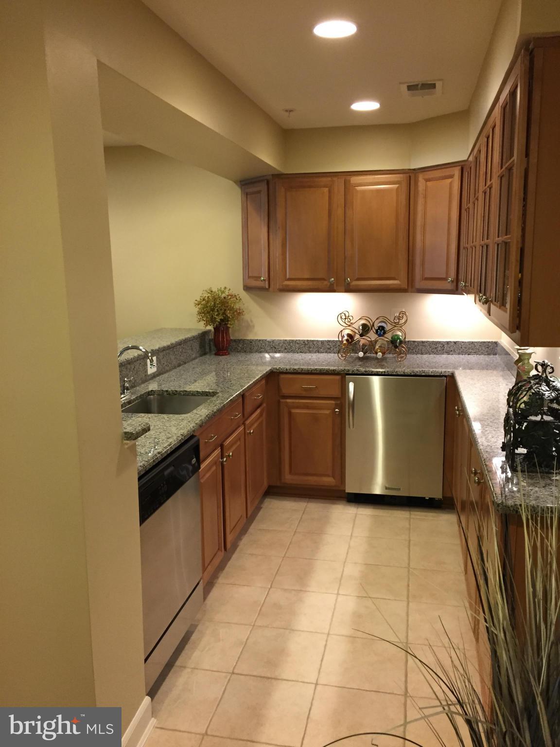 8319 Meadowsweet Road Pikesville, MD 21208 - Photo 22 of 29 Kitchenette - Lower Level