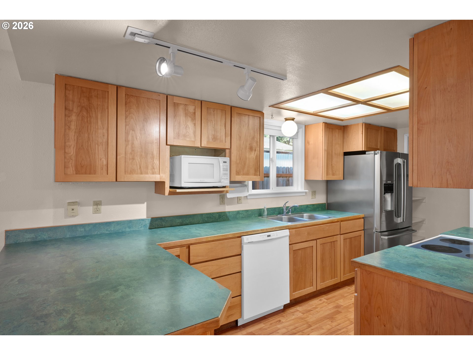 1250 34th Place Florence, OR 97439 - Photo 17 of 46