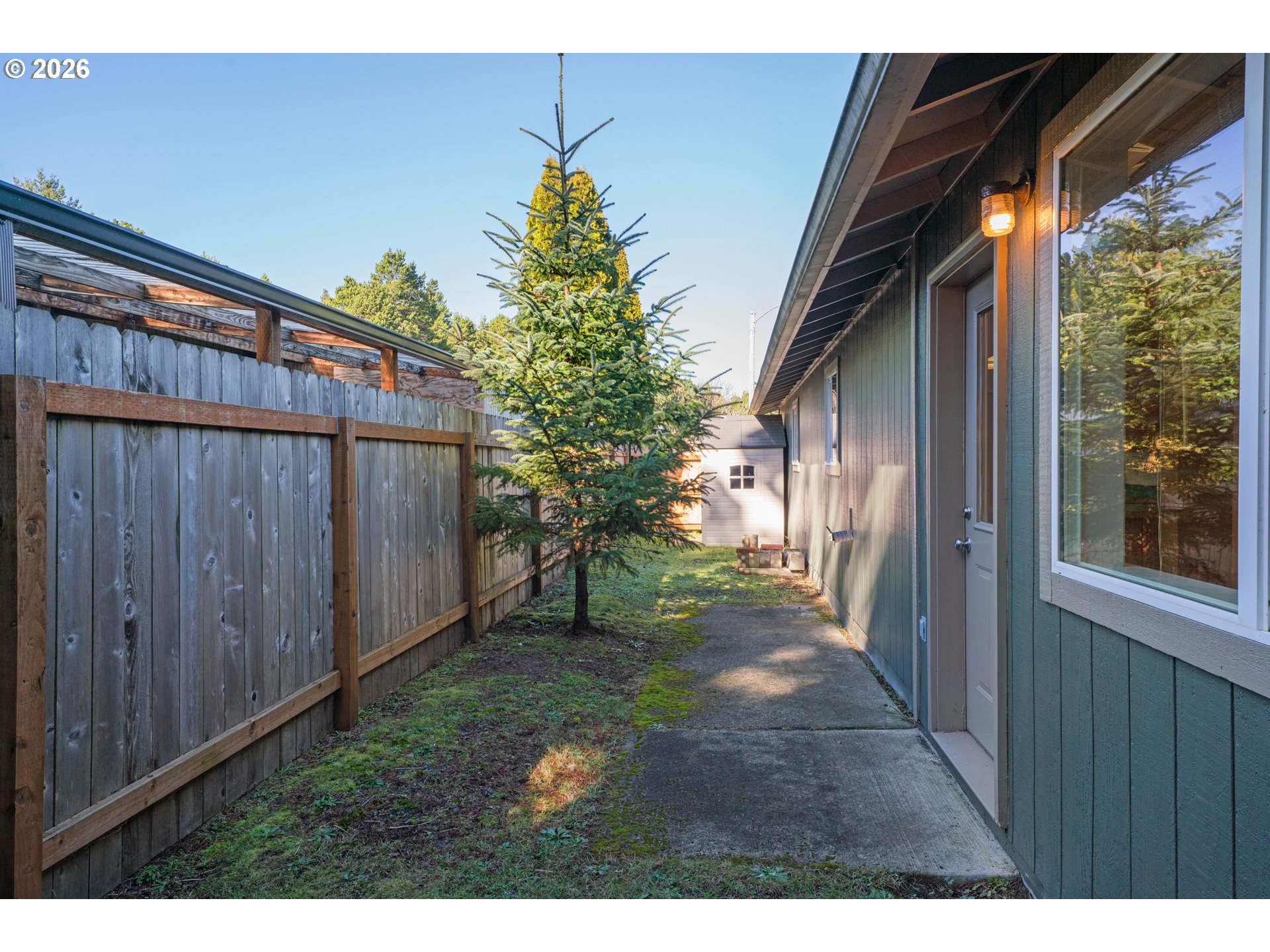 1250 34th Place Florence, OR 97439 - Photo 39 of 46