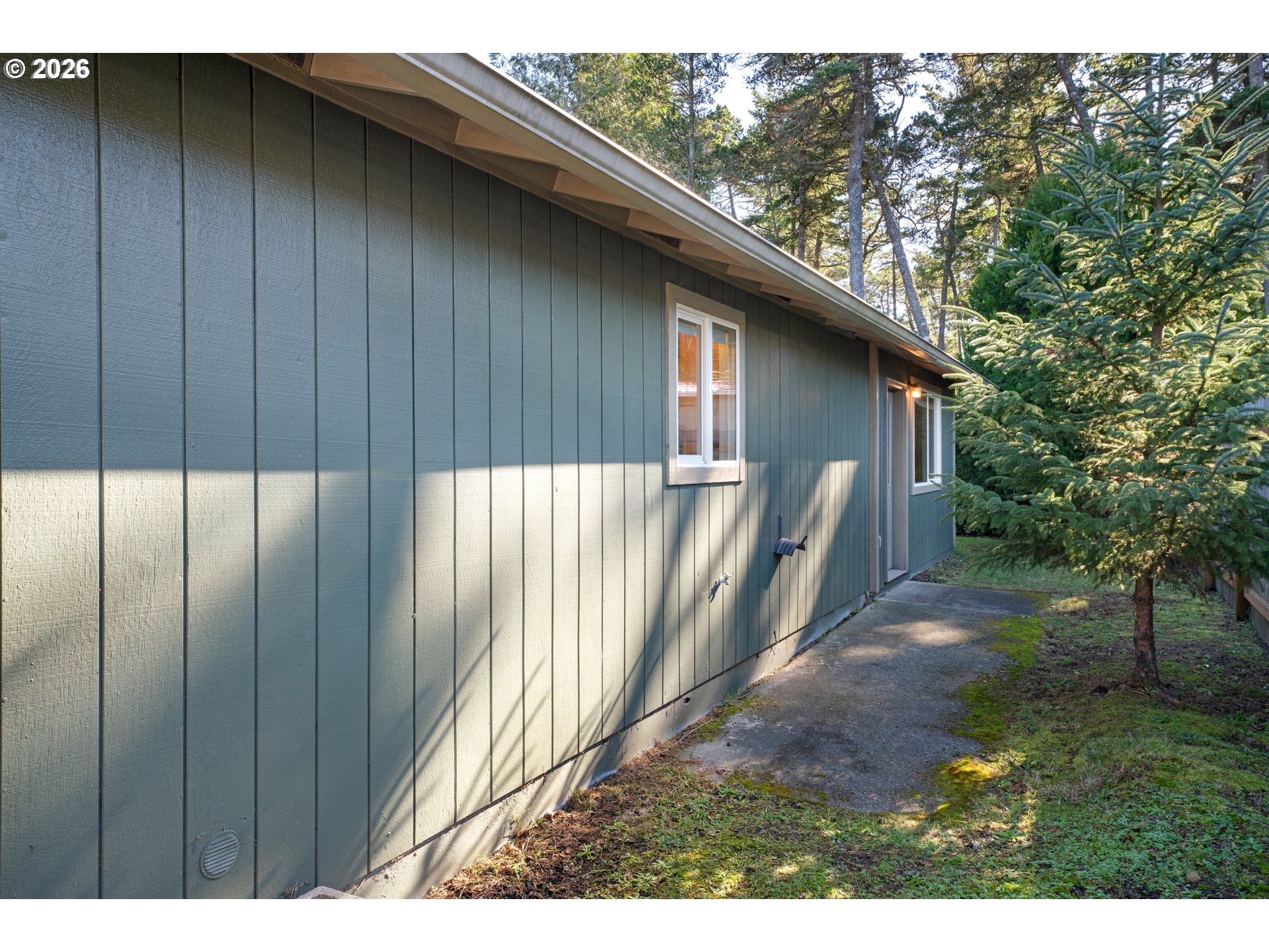 1250 34th Place Florence, OR 97439 - Photo 40 of 46