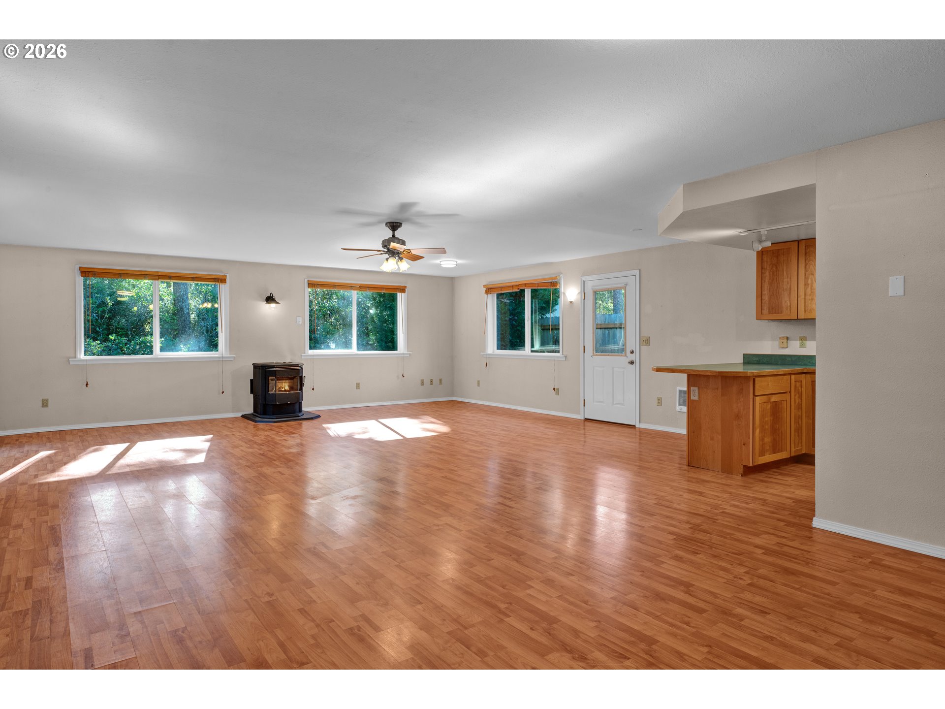 1250 34th Place Florence, OR 97439 - Photo 7 of 46