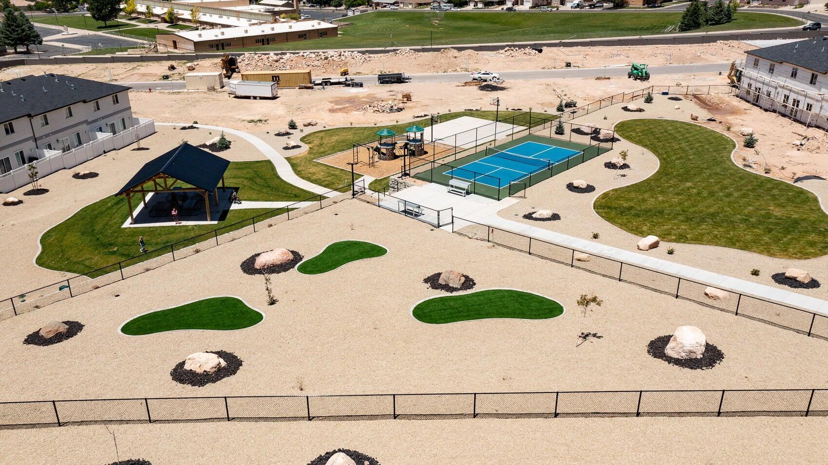 668 East Fiddlers Canyon Road, Unit 11 Cedar City, UT 84721 - Photo 23 of 25 common