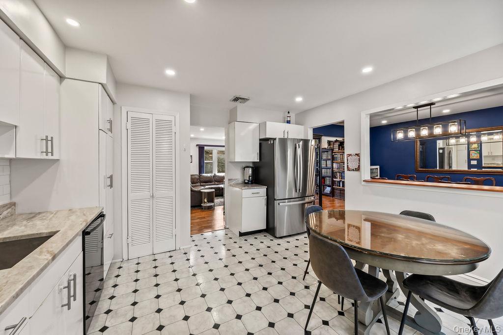 29 Sandy Brook Drive Spring Valley, NY 10977 - Photo 20 of 34