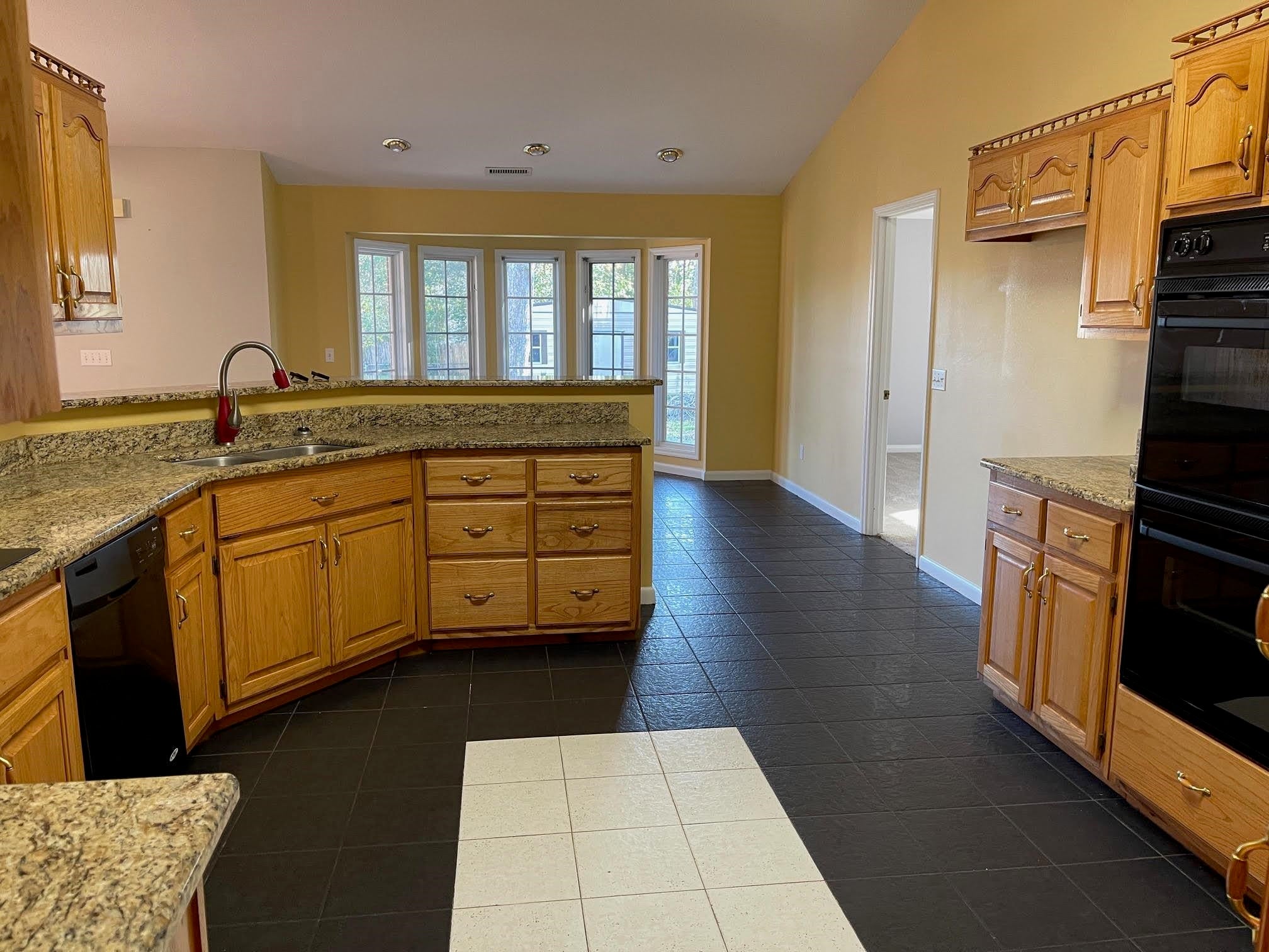 308 Sanford Road Andalusia, AL 36420 - Photo 10 of 27 Gallery Image 10