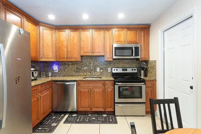 $440,000 | 740 Aspen Road, West Palm Beach, FL 33409