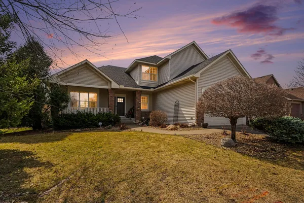 $599,900 | 758 Heron Avenue North, Oakdale, MN 55128