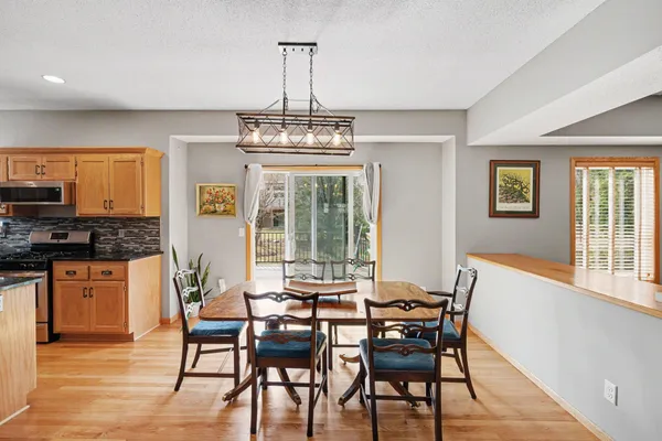 $599,900 | 758 Heron Avenue North, Oakdale, MN 55128