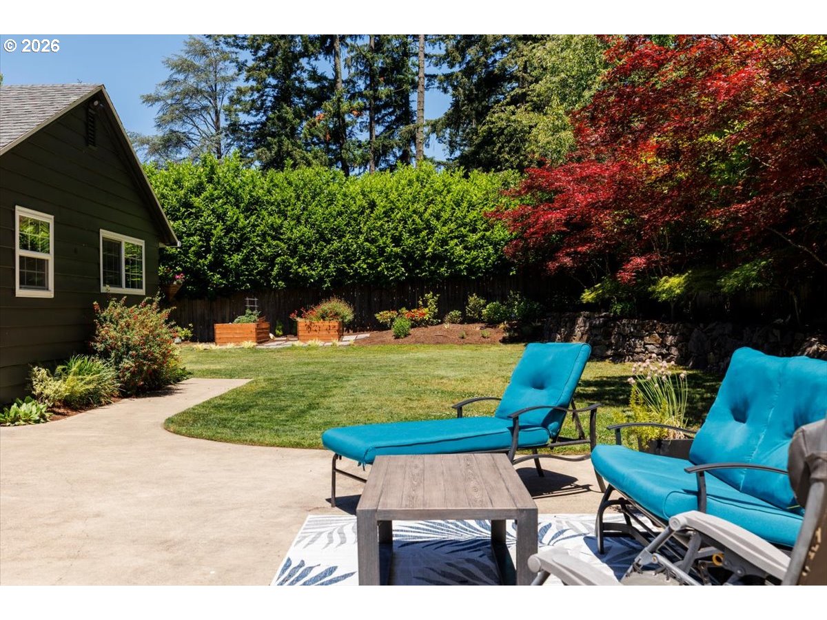 4150 Southwest 94th Avenue Portland, OR 97225 - Photo 37 of 47