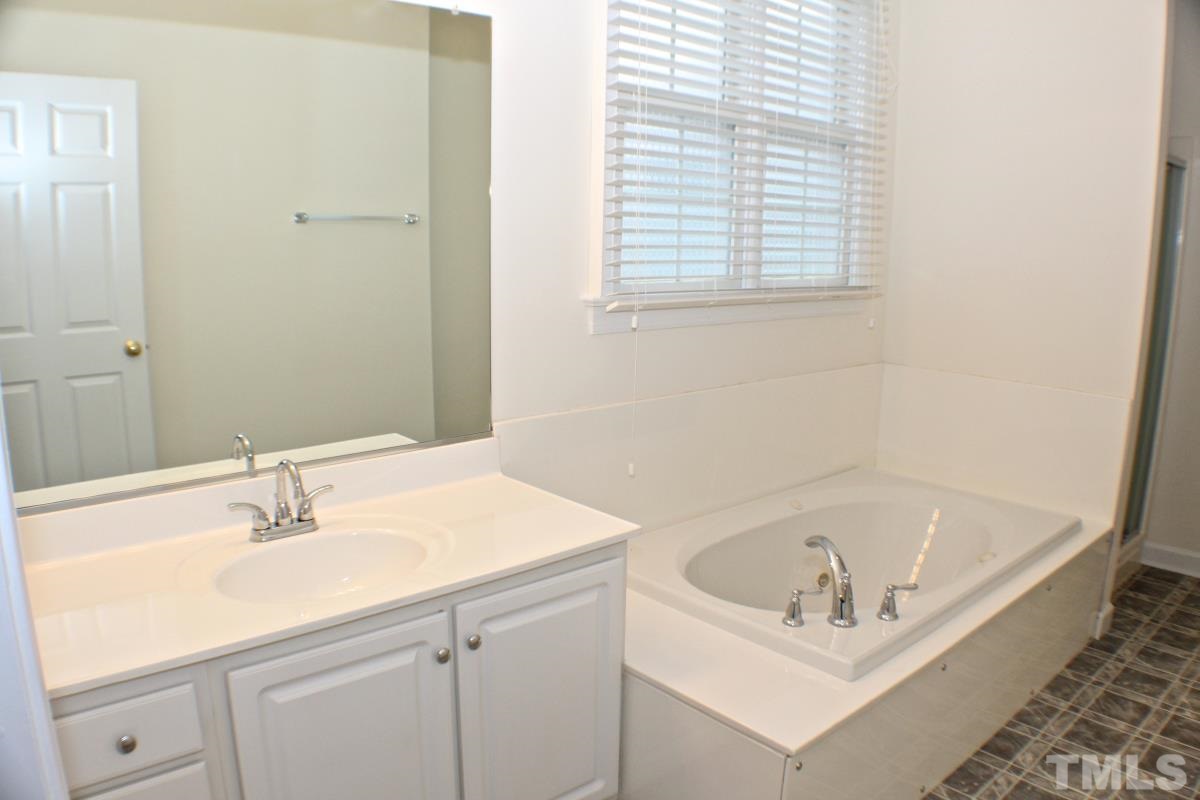 1305 Rogers Road Graham, NC 27253 - Photo 11 of 24 Gallery Image 11