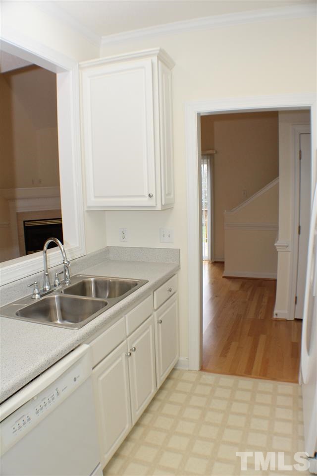 1305 Rogers Road Graham, NC 27253 - Photo 8 of 24 Gallery Image 8