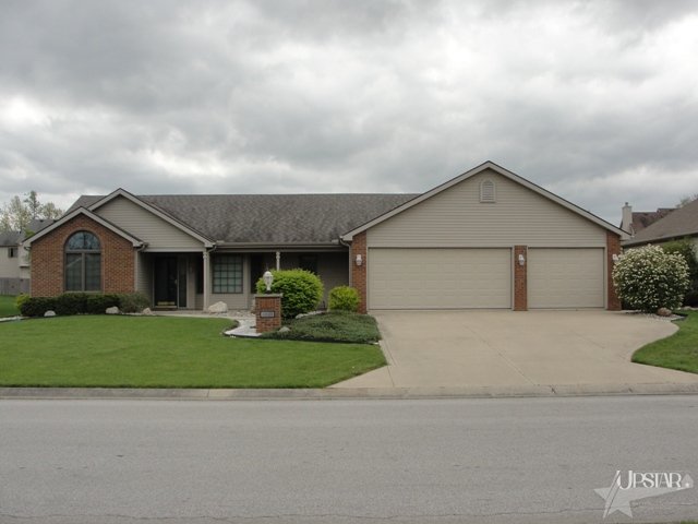 2027 Point Wood Road Fort Wayne, IN 46818 - Photo 1 of 26