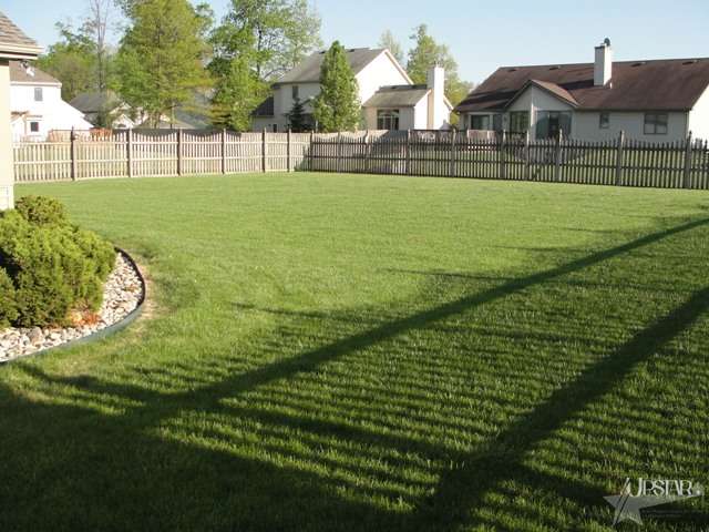 2027 Point Wood Road Fort Wayne, IN 46818 - Photo 2 of 26