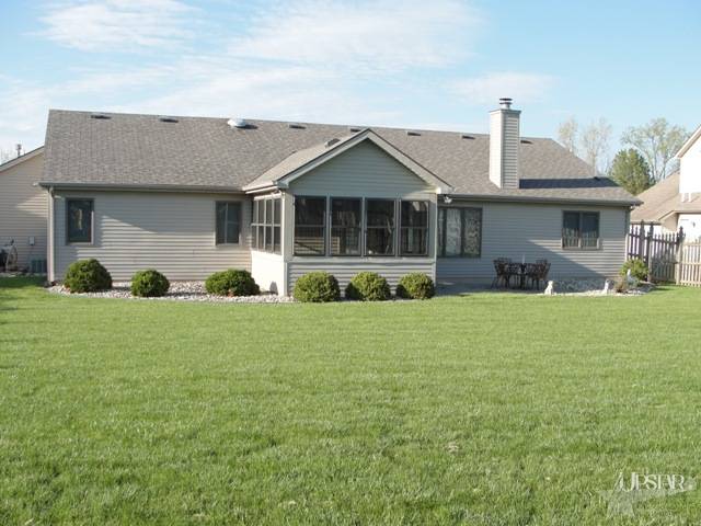 2027 Point Wood Road Fort Wayne, IN 46818 - Photo 3 of 26