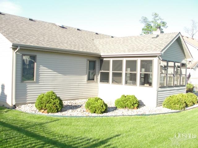 2027 Point Wood Road Fort Wayne, IN 46818 - Photo 4 of 26
