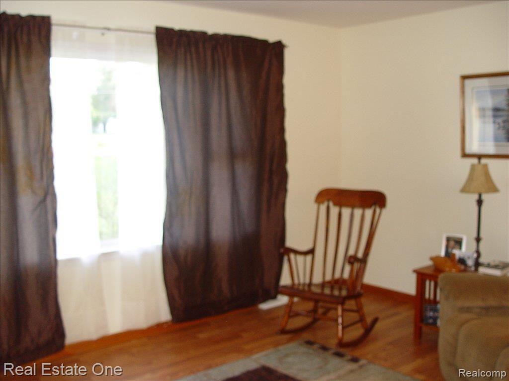3614 Jewell Road Howell, MI 48843 - Photo 12 of 16 DSC05510