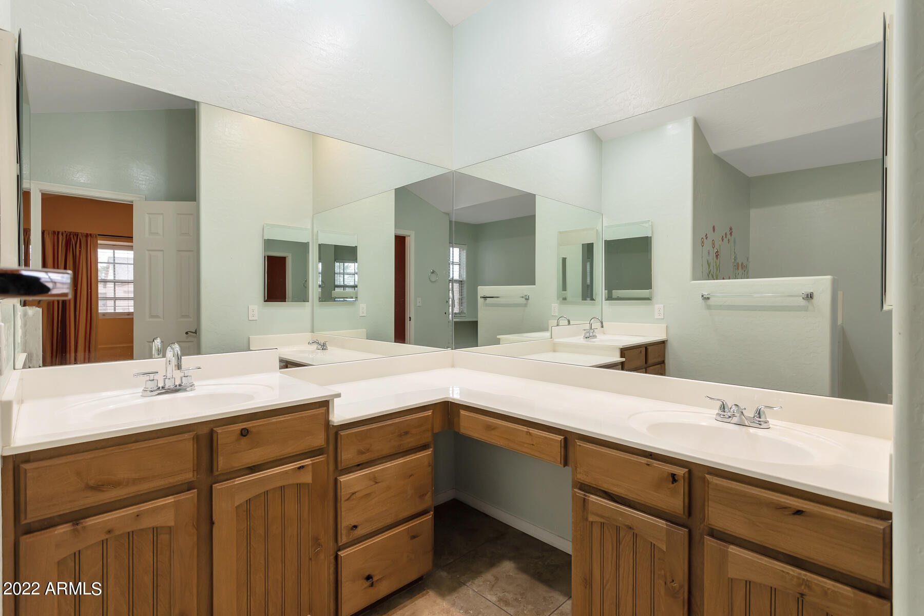 506 East Utopia Road Phoenix, AZ 85024 - Photo 13 of 15 Primary Bath
