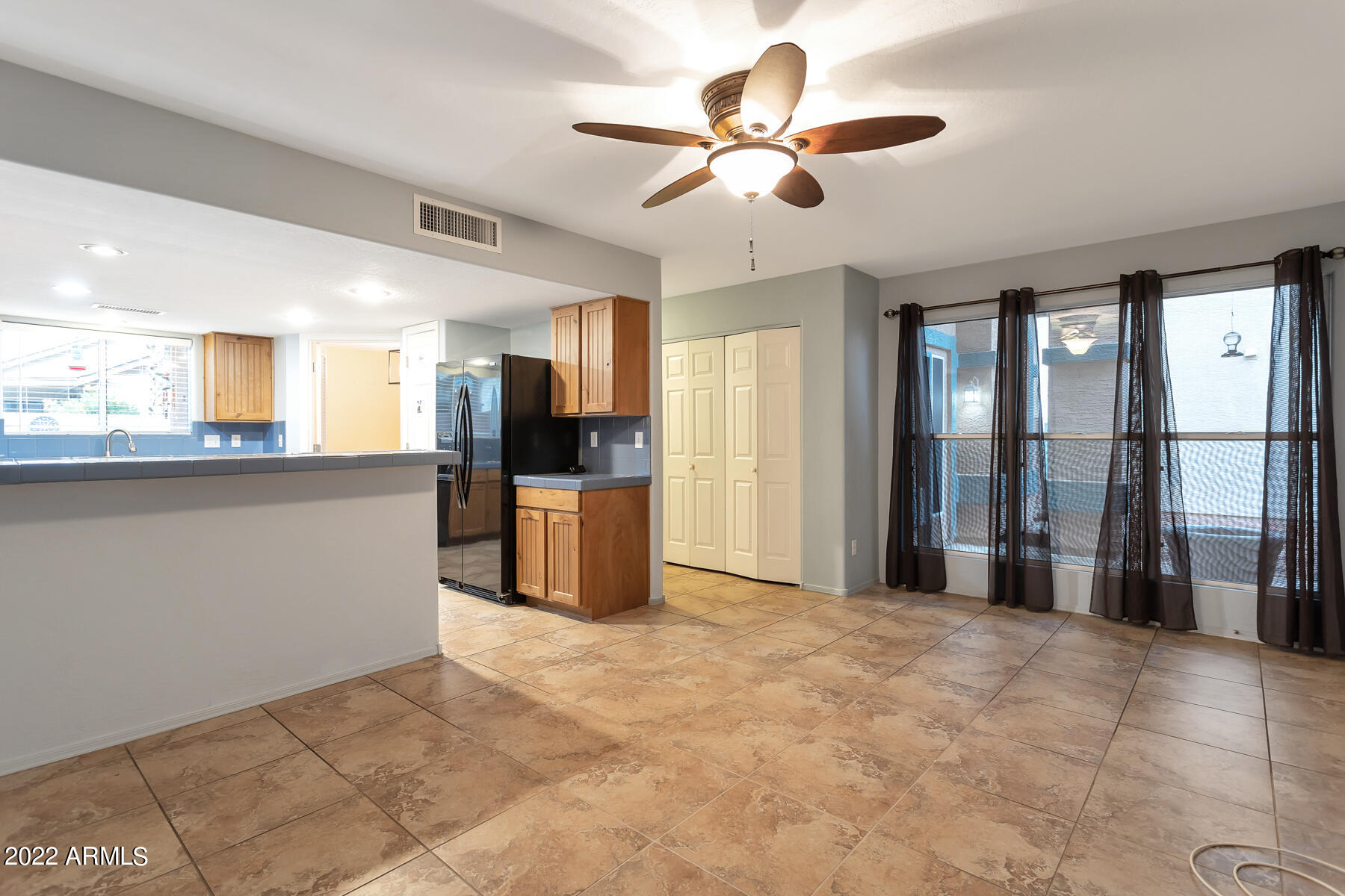 506 East Utopia Road Phoenix, AZ 85024 - Photo 9 of 15 Open Concept
