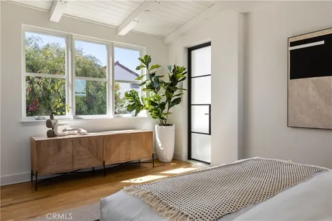 $6,250,000 | 2217 Laurel Place, Newport Beach, CA 92663