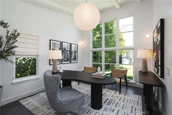 $6,250,000 | 2217 Laurel Place, Newport Beach, CA 92663